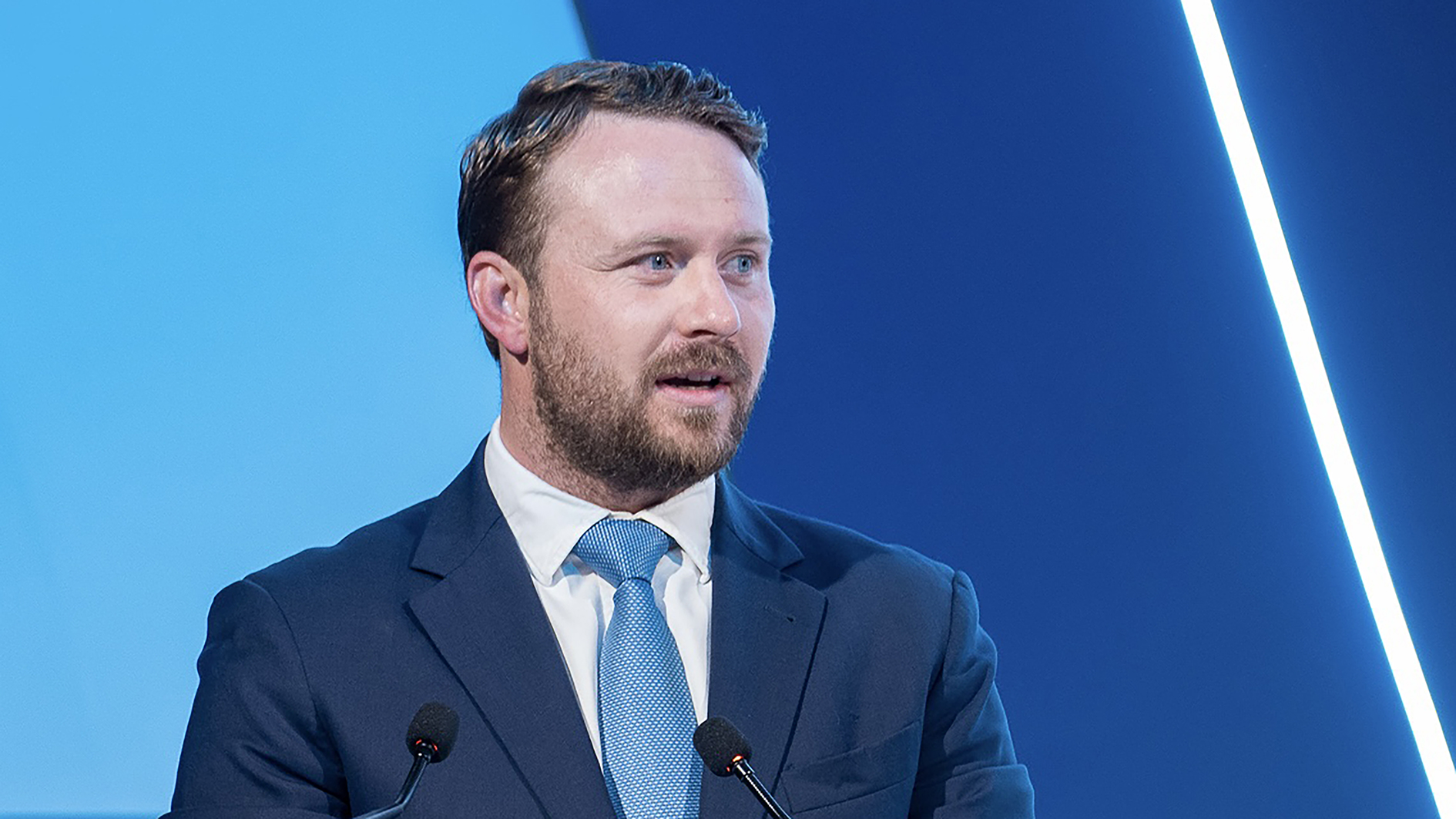 NEOM_PON_Trukker Testimonial_edit_16x9@300dpi.jpg